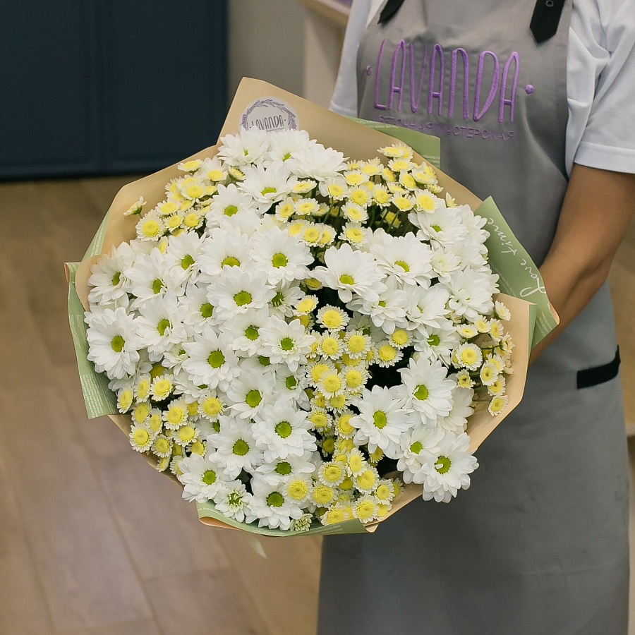 Букет ромашковых хризантем