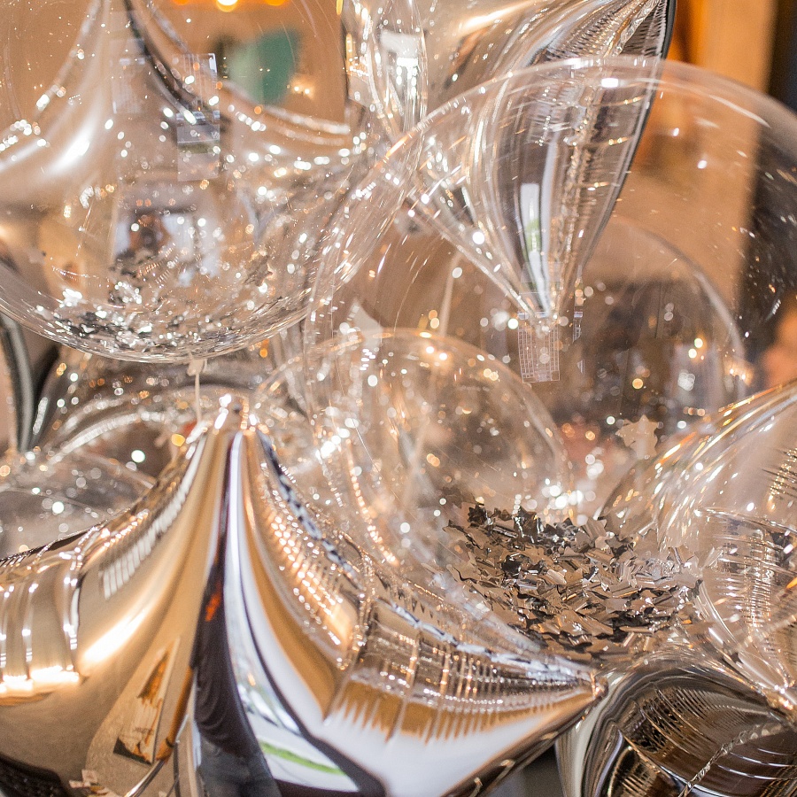 Серебристый набор прозрачных шаров и звездочек (11 шт.)