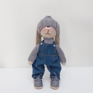 Зайчик в комбинезоне ручной работы