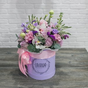 Лавандовая коробочка экзотических цветов