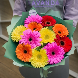 Букет ярких гербер