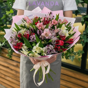 Микс альстромерий