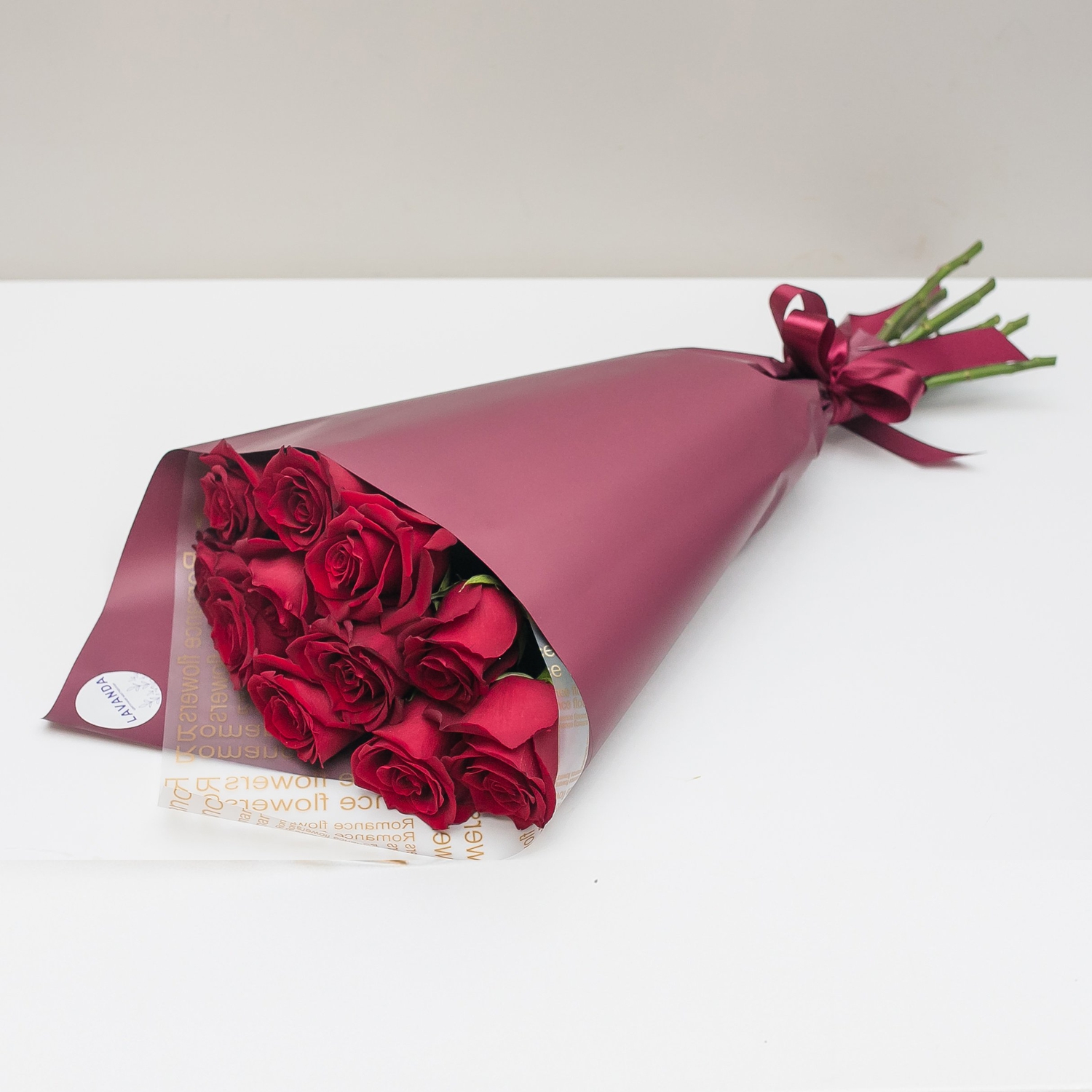 11 красных Эквадорских роз 50 см.