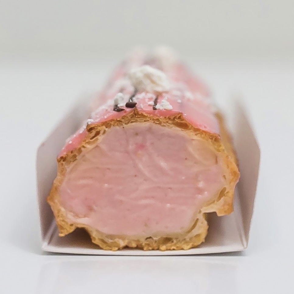 Набор из 6 эклеров «Клубника»