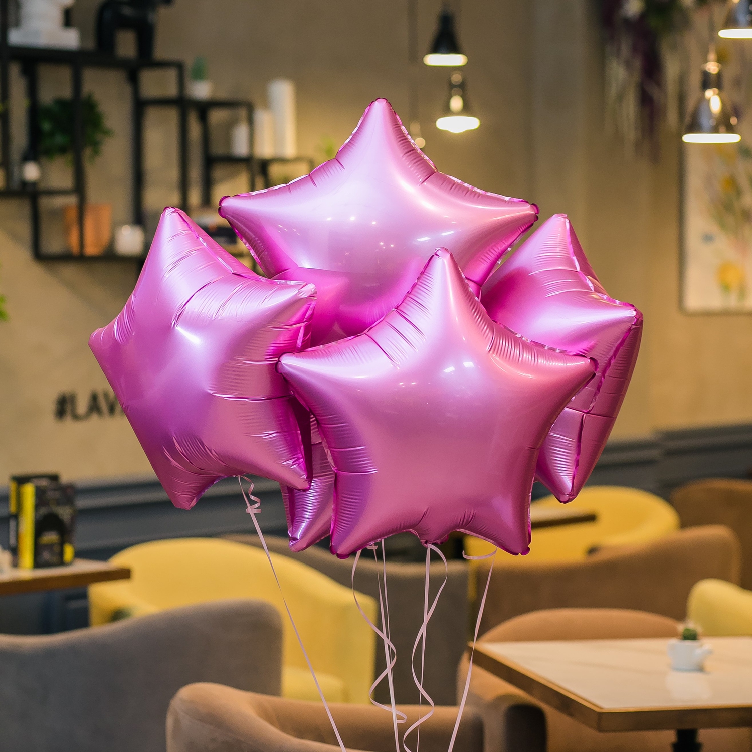 "Розовая звезда" фольгированный шар с гелием