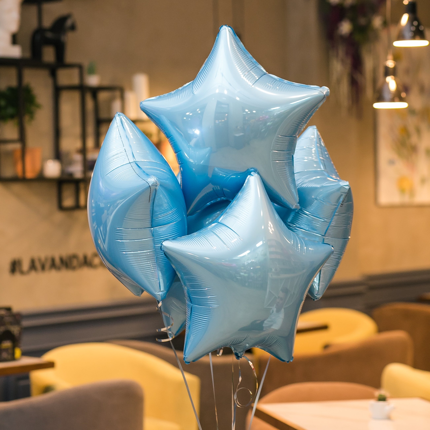 "Голубая звезда" фольгированный шар с гелием