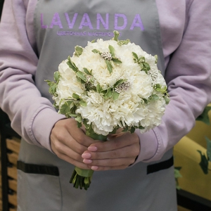 Букет невесты из белых диантусов