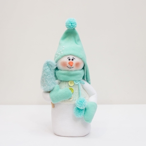 Бирюзовый снеговик