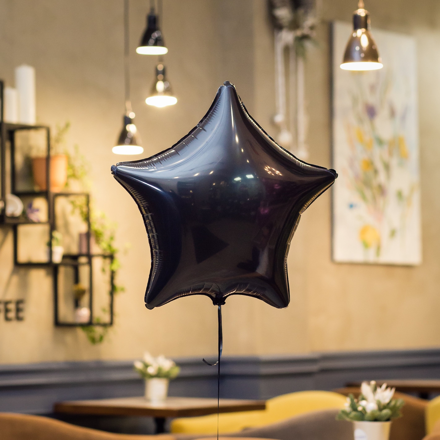 "Черная звезда" фольгированный шар с гелием